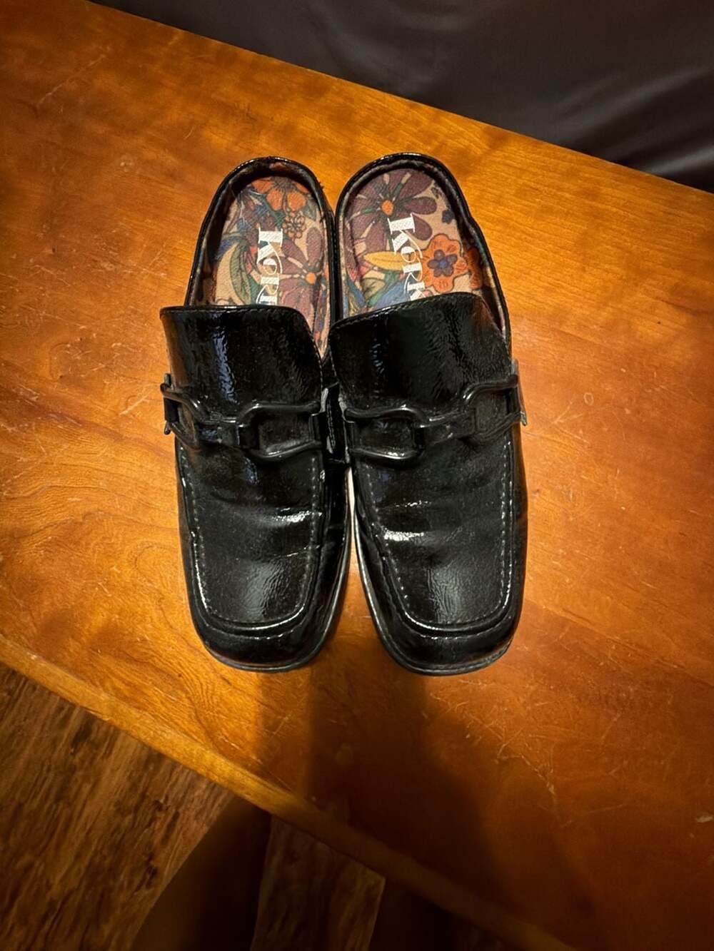 Korks Laporte Mules Size 7M Black Patent Leather Slip-On Shoes
